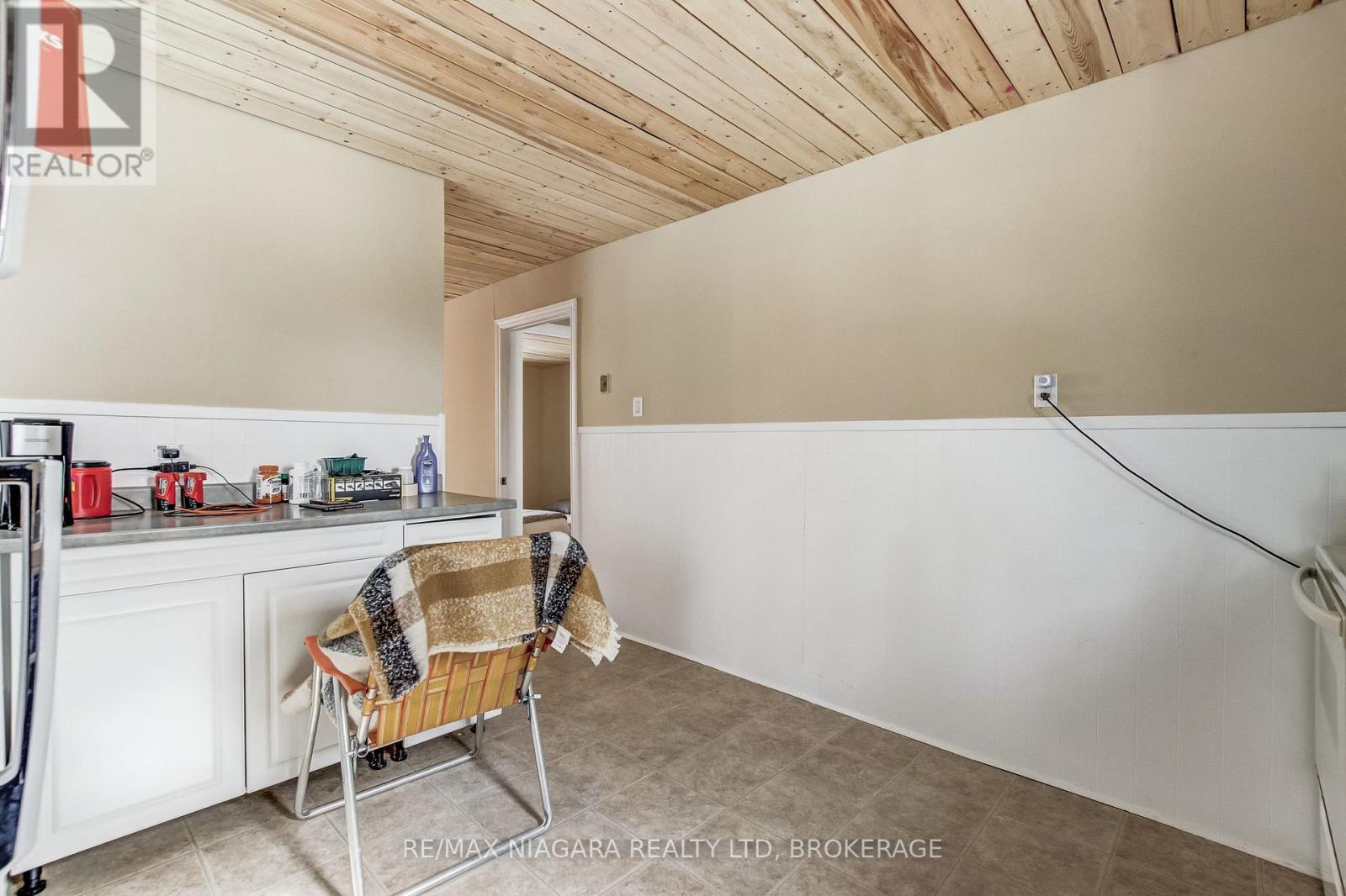 8 Catharine Street Property Photo 27