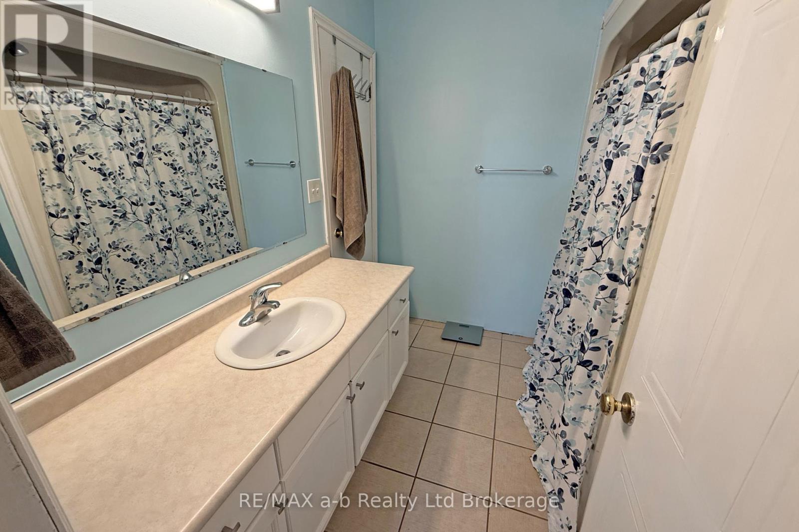 169 Diefenbaker Drive Property Photo 29