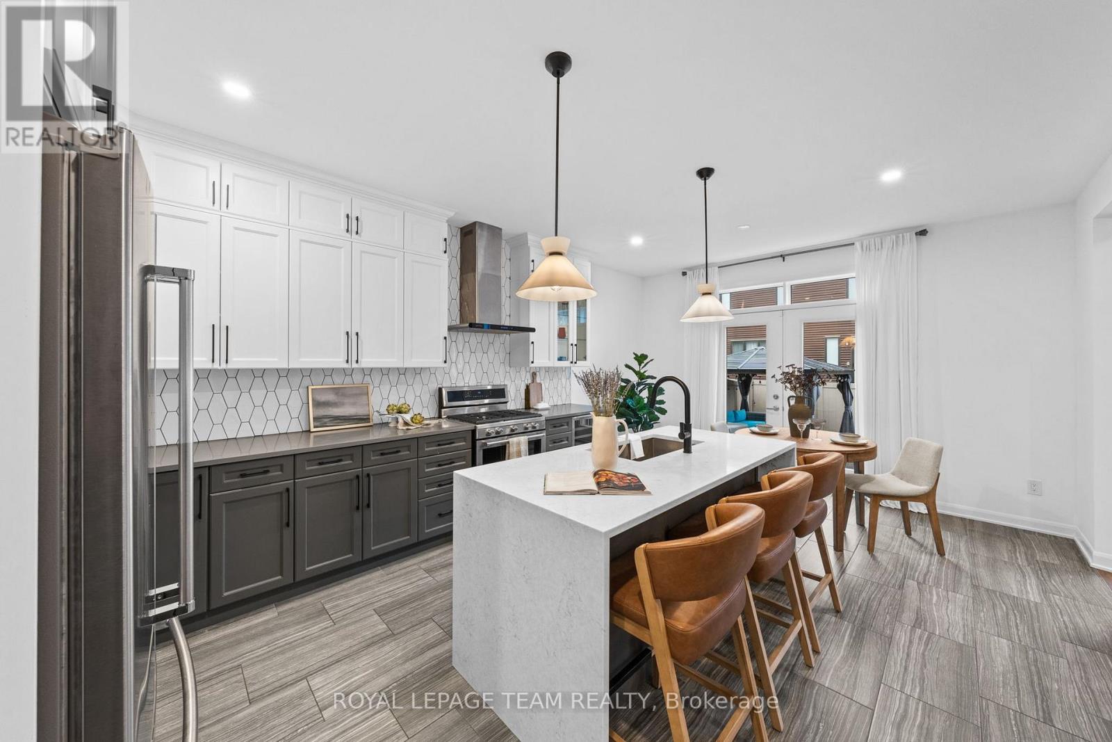1007 Offley Road Property Photo 19