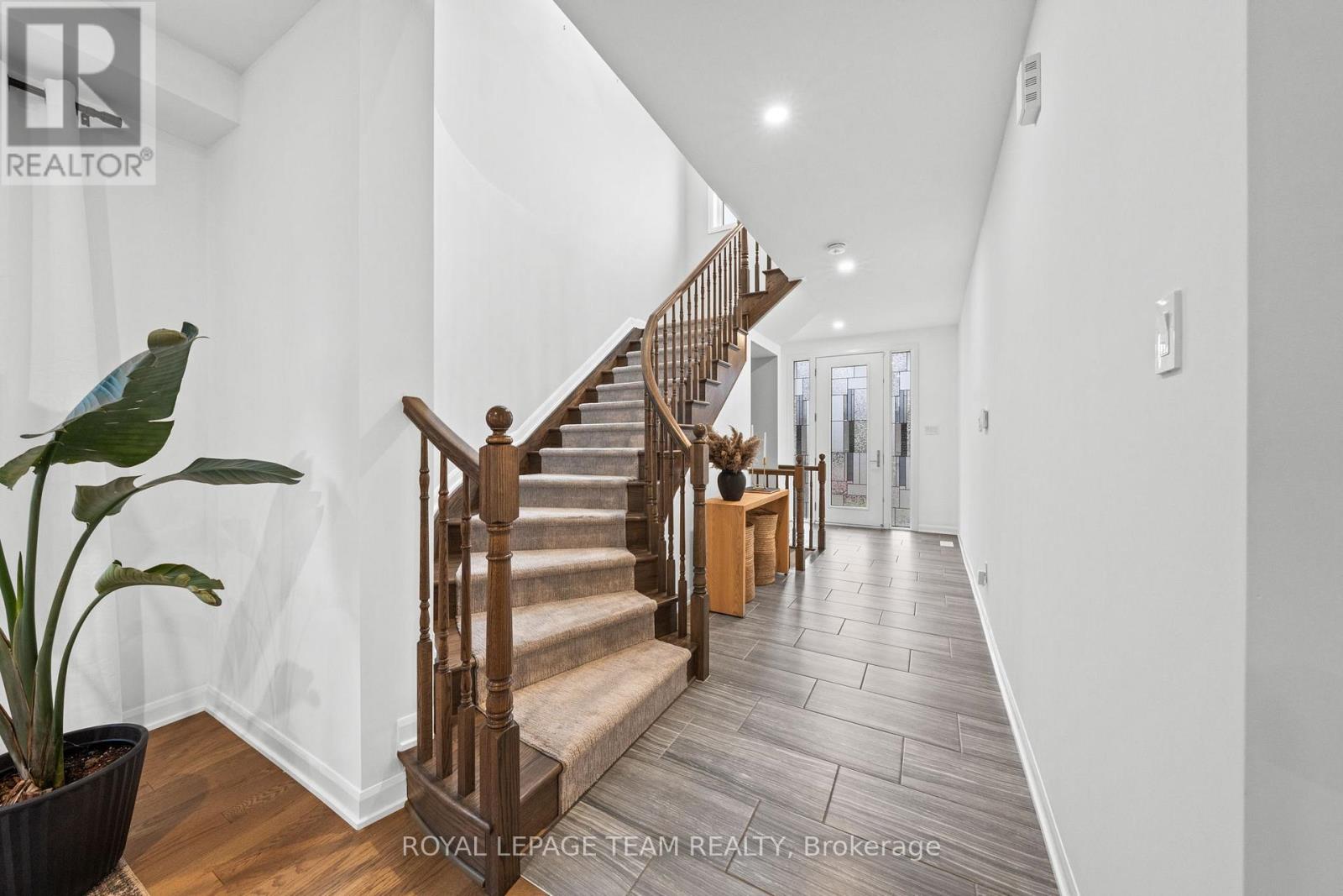 1007 Offley Road Property Photo 22