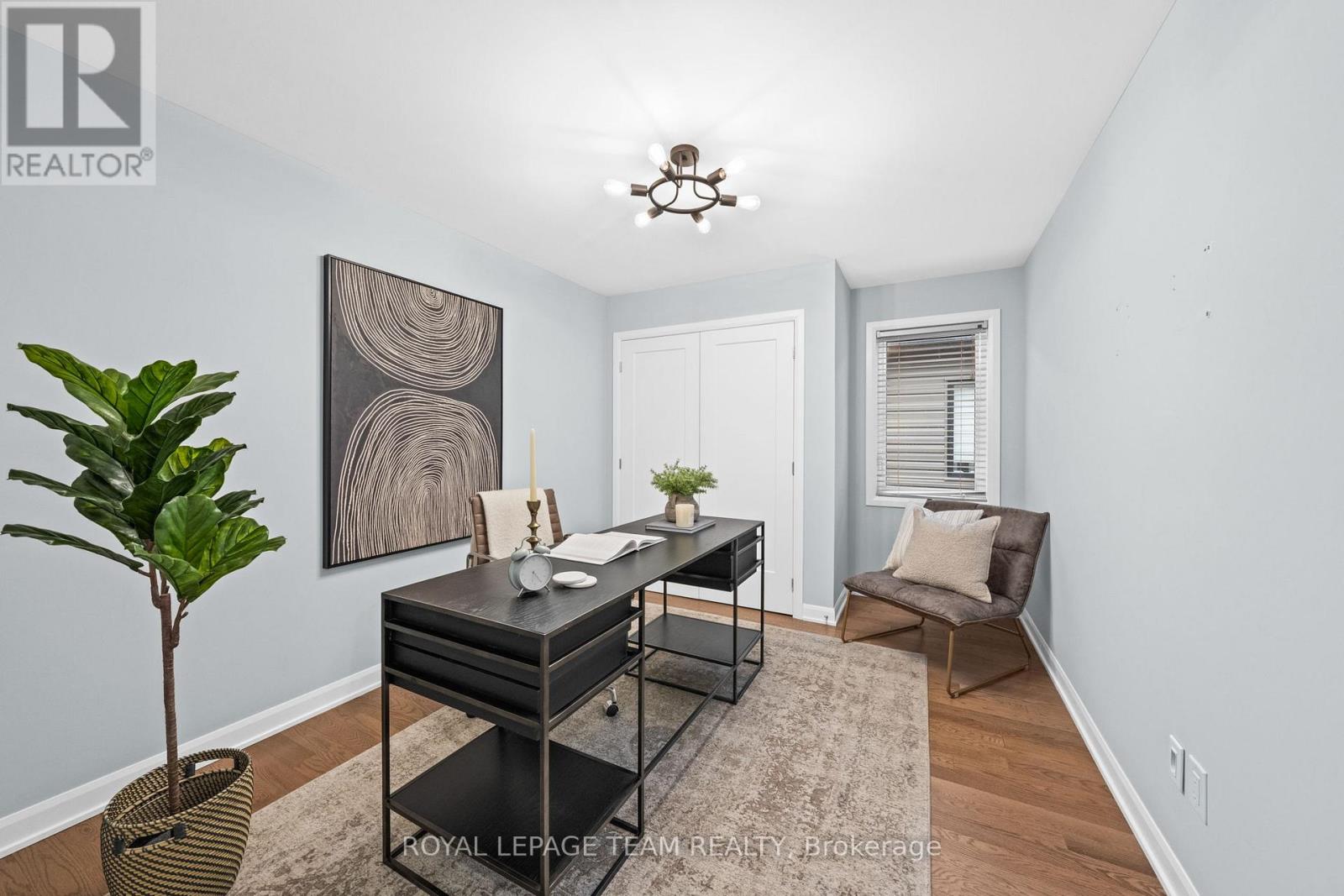 1007 Offley Road Property Photo 36