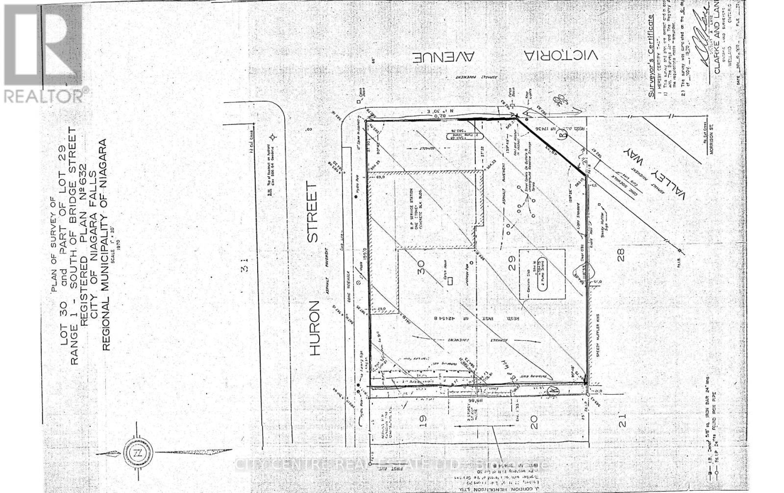 4737 Victoria Avenue Property Photo 16