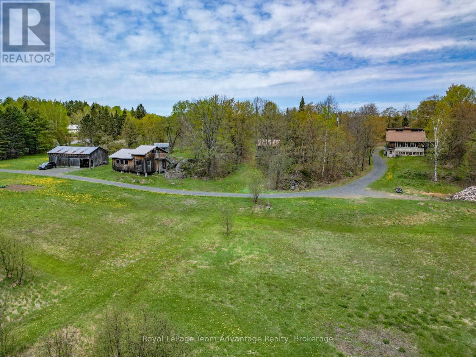 315 Lorimer Lake Road Property Photo 2
