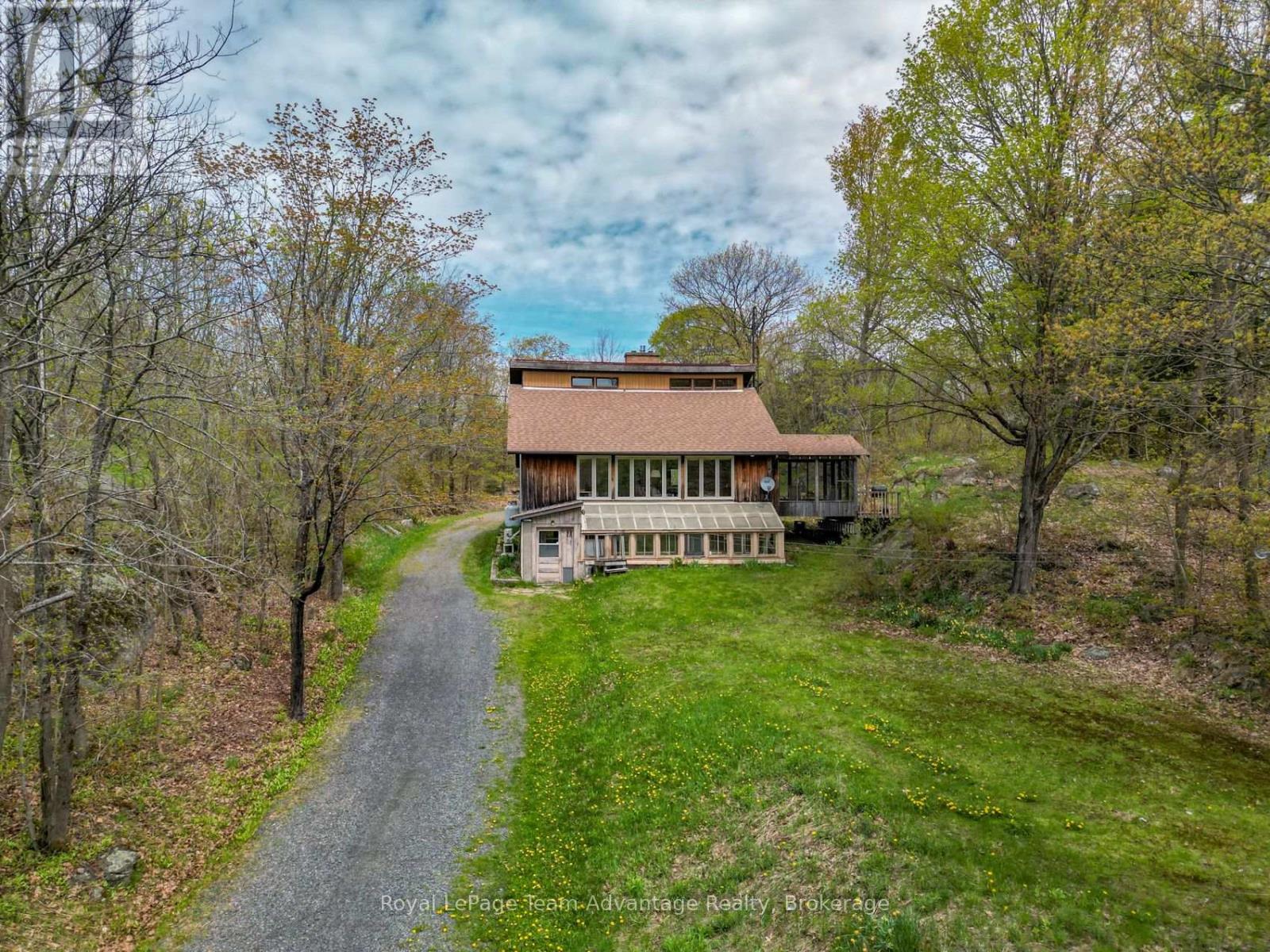 315 Lorimer Lake Road Property Photo 8