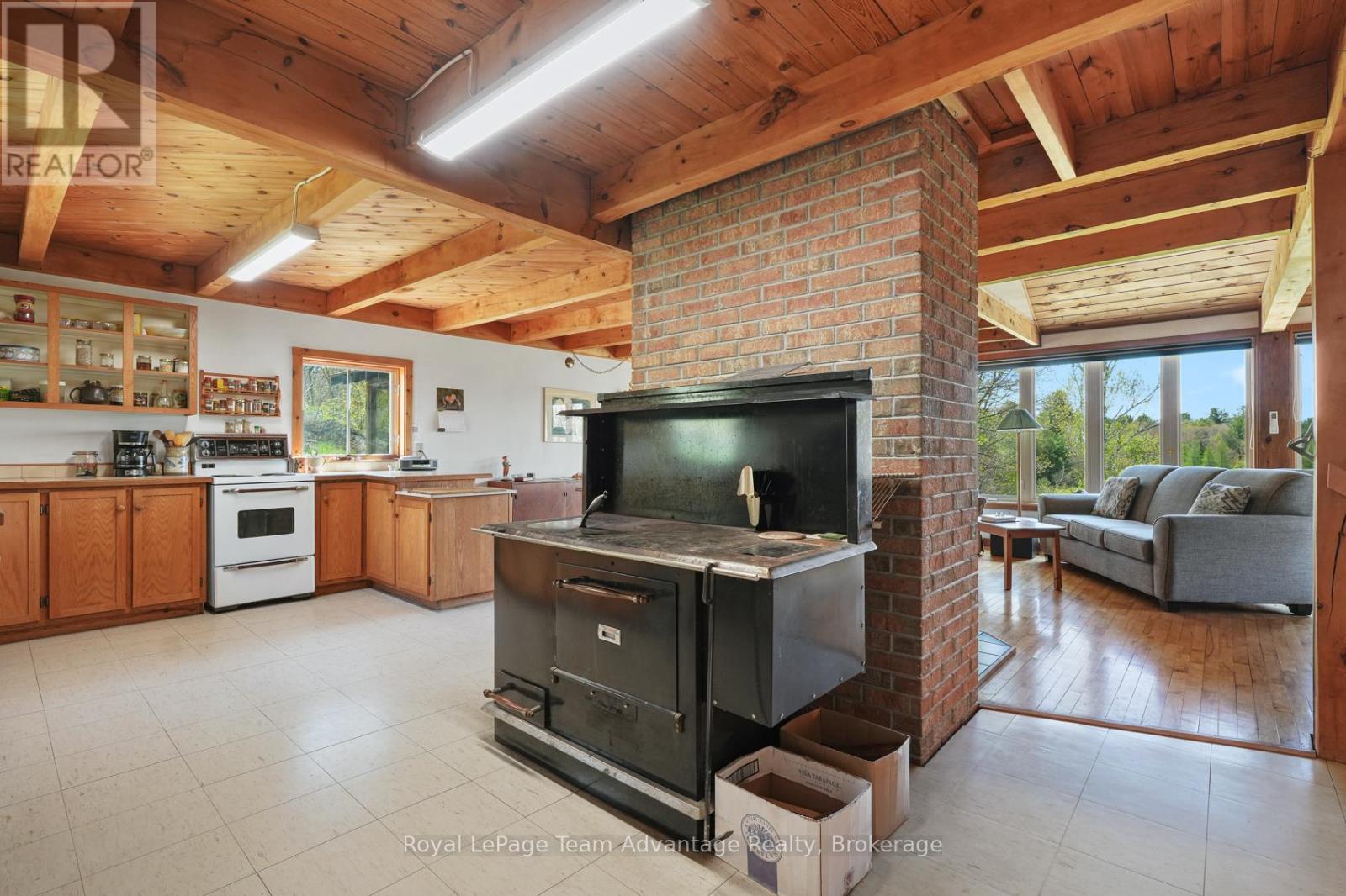 315 Lorimer Lake Road Property Photo 10