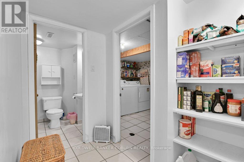 10 Manning Road Property Photo 27