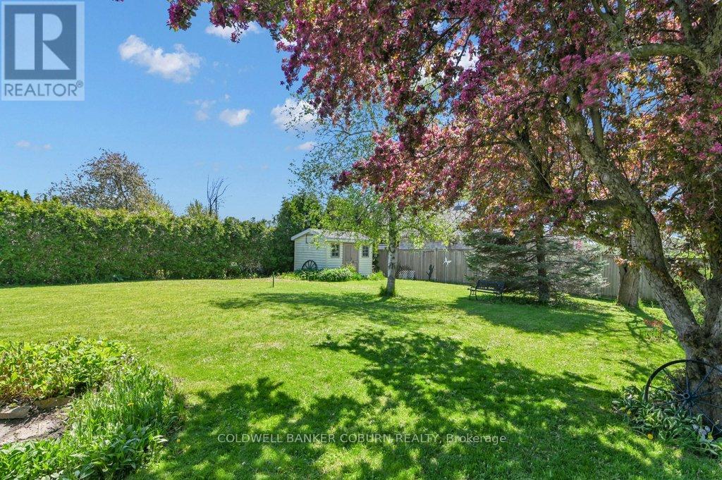 10 Manning Road Property Photo 34