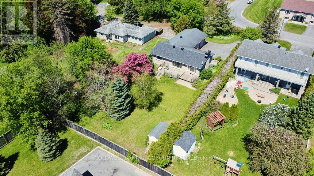 10 Manning Road Property Photo 41