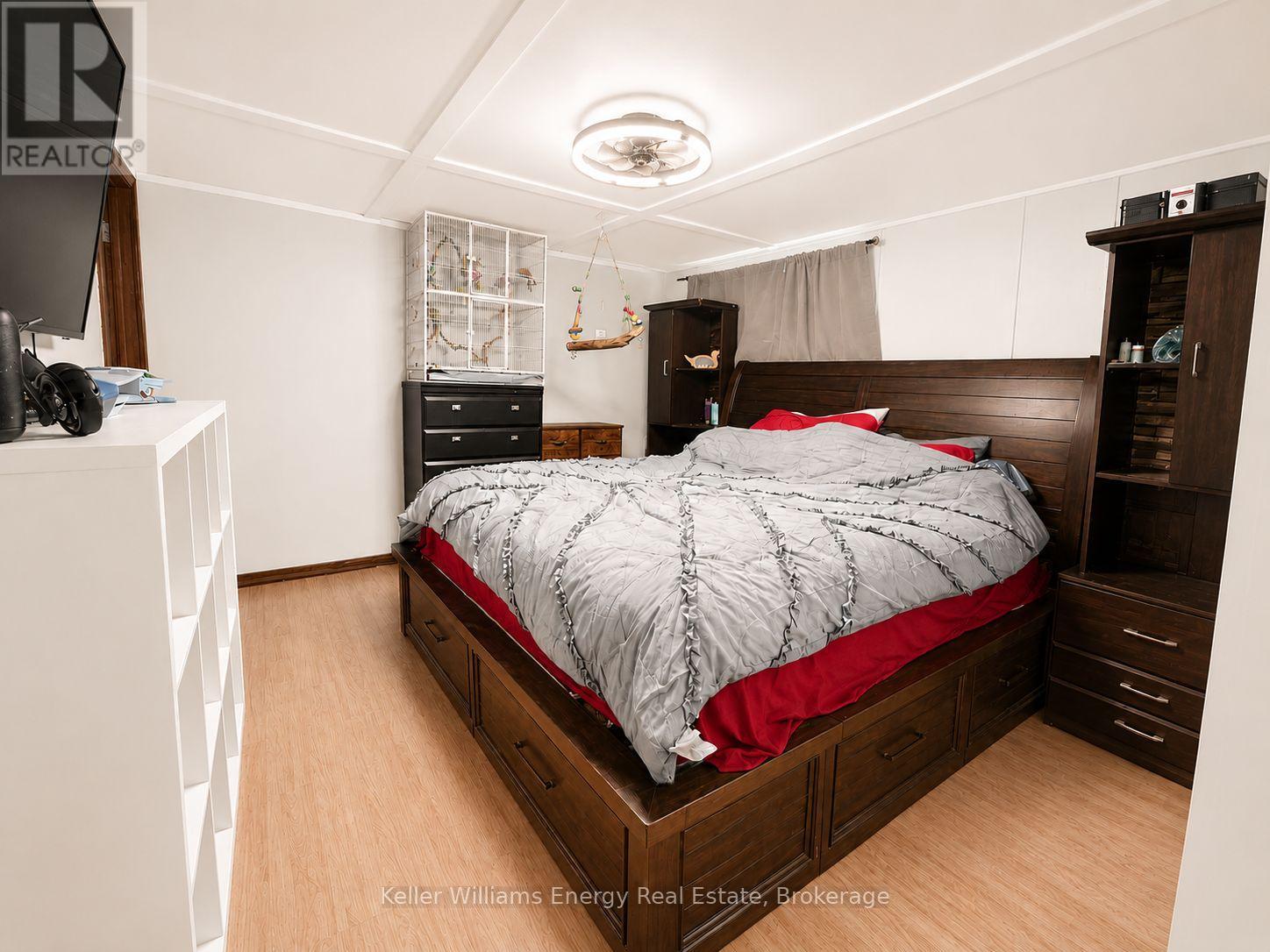 245 Smart Crescent Property Photo 19