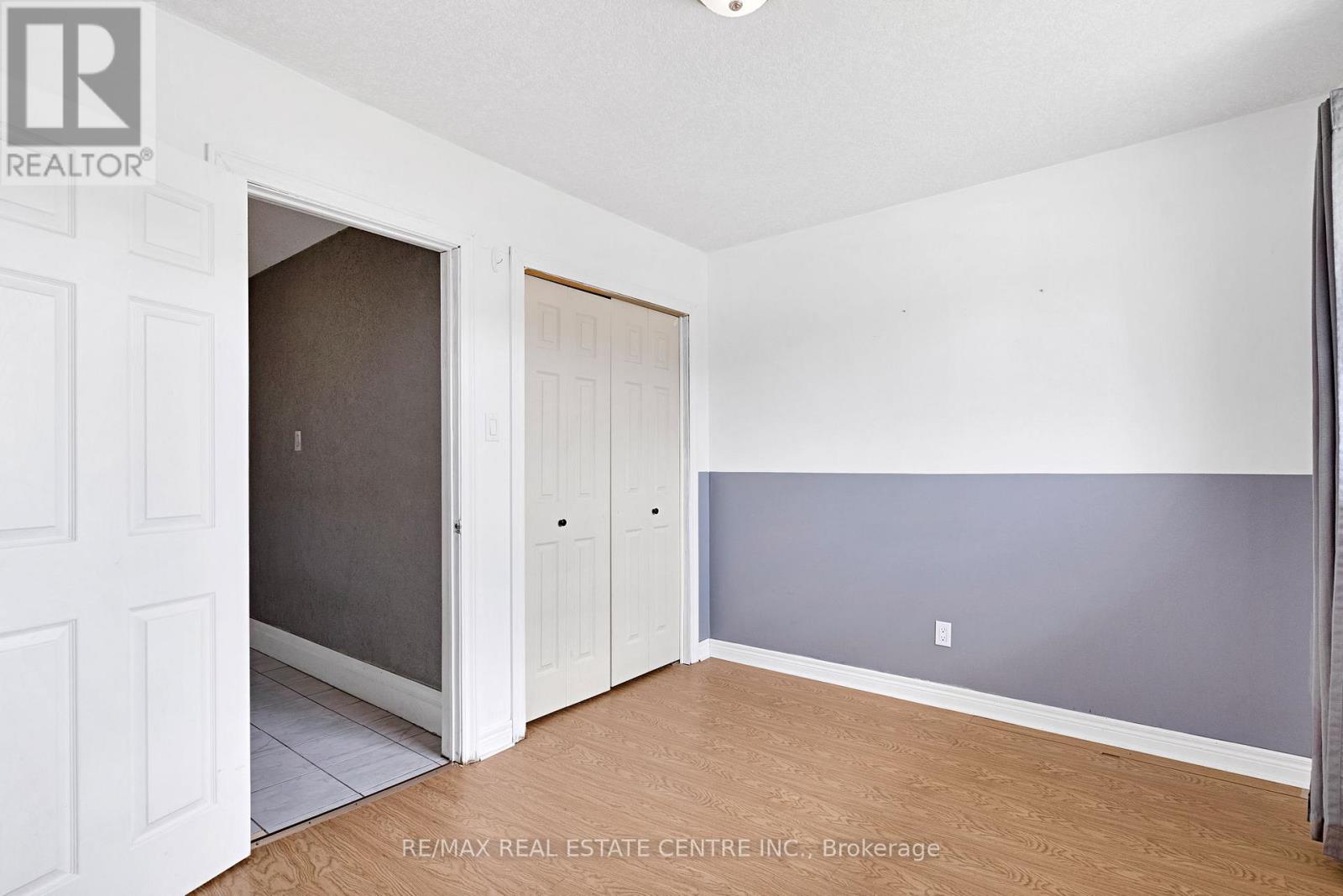 D - 71d Wellesley Crescent Property Photo 18