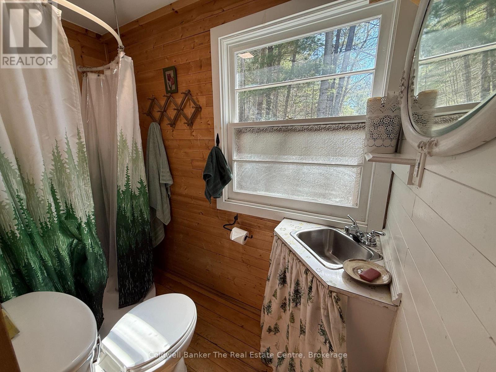 156 River Road Property Photo 13