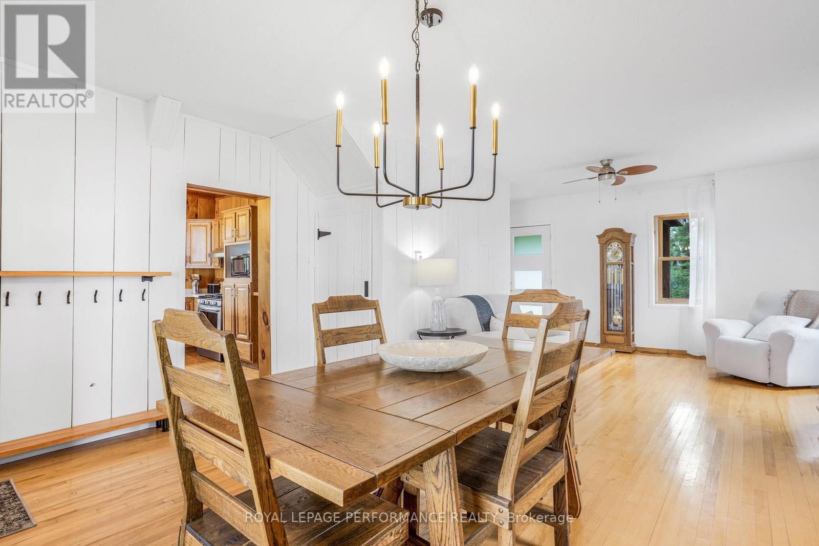 2970 Bay Road Property Photo 9