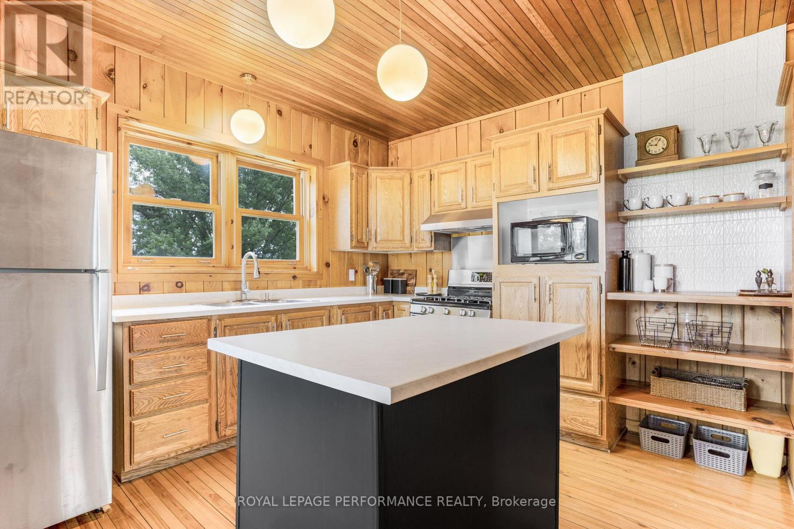 2970 Bay Road Property Photo 12