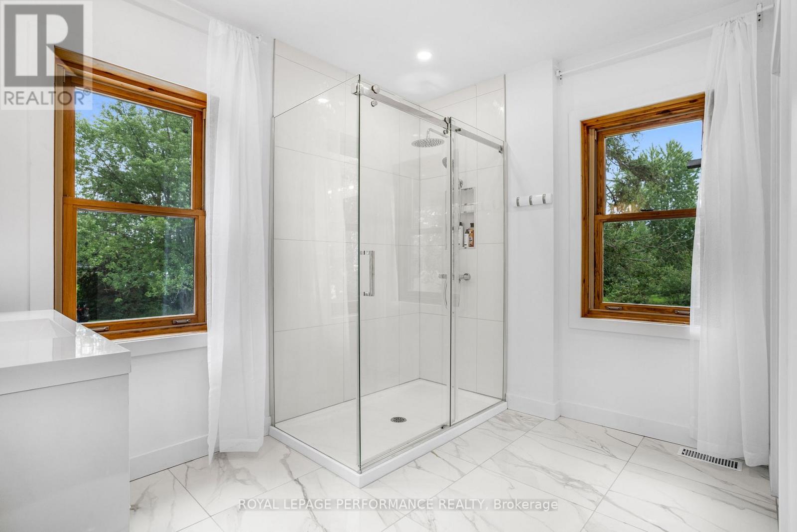 2970 Bay Road Property Photo 16