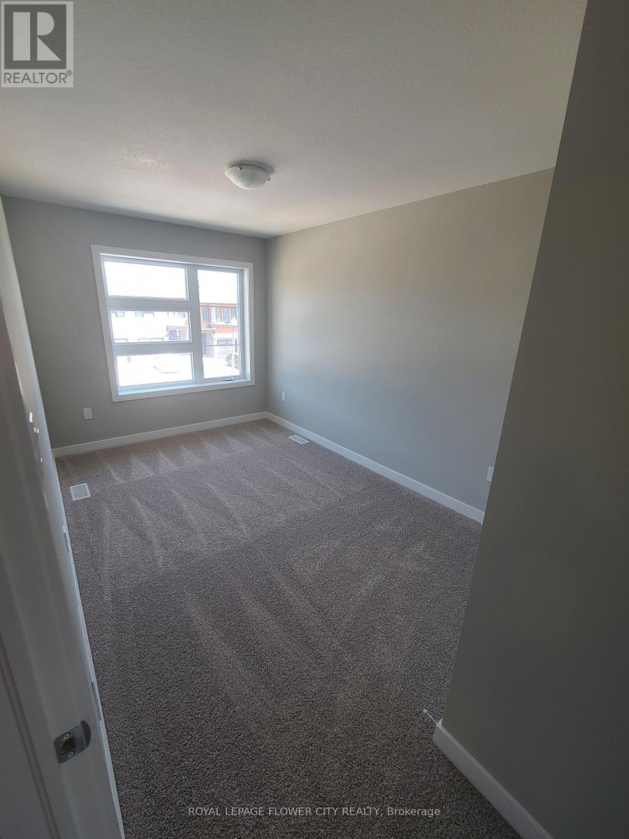 928 Robert Ferrie Drive Property Photo 8