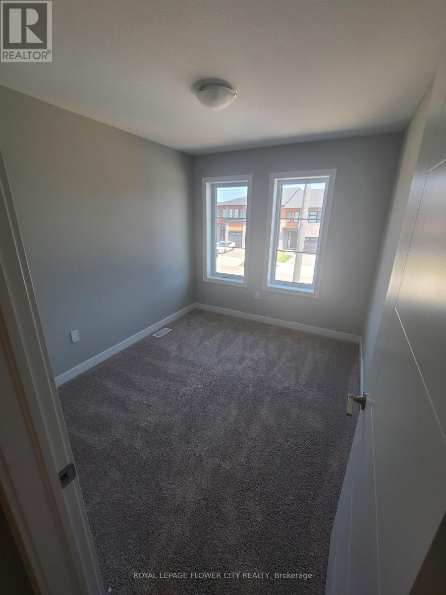 928 Robert Ferrie Drive Property Photo 10