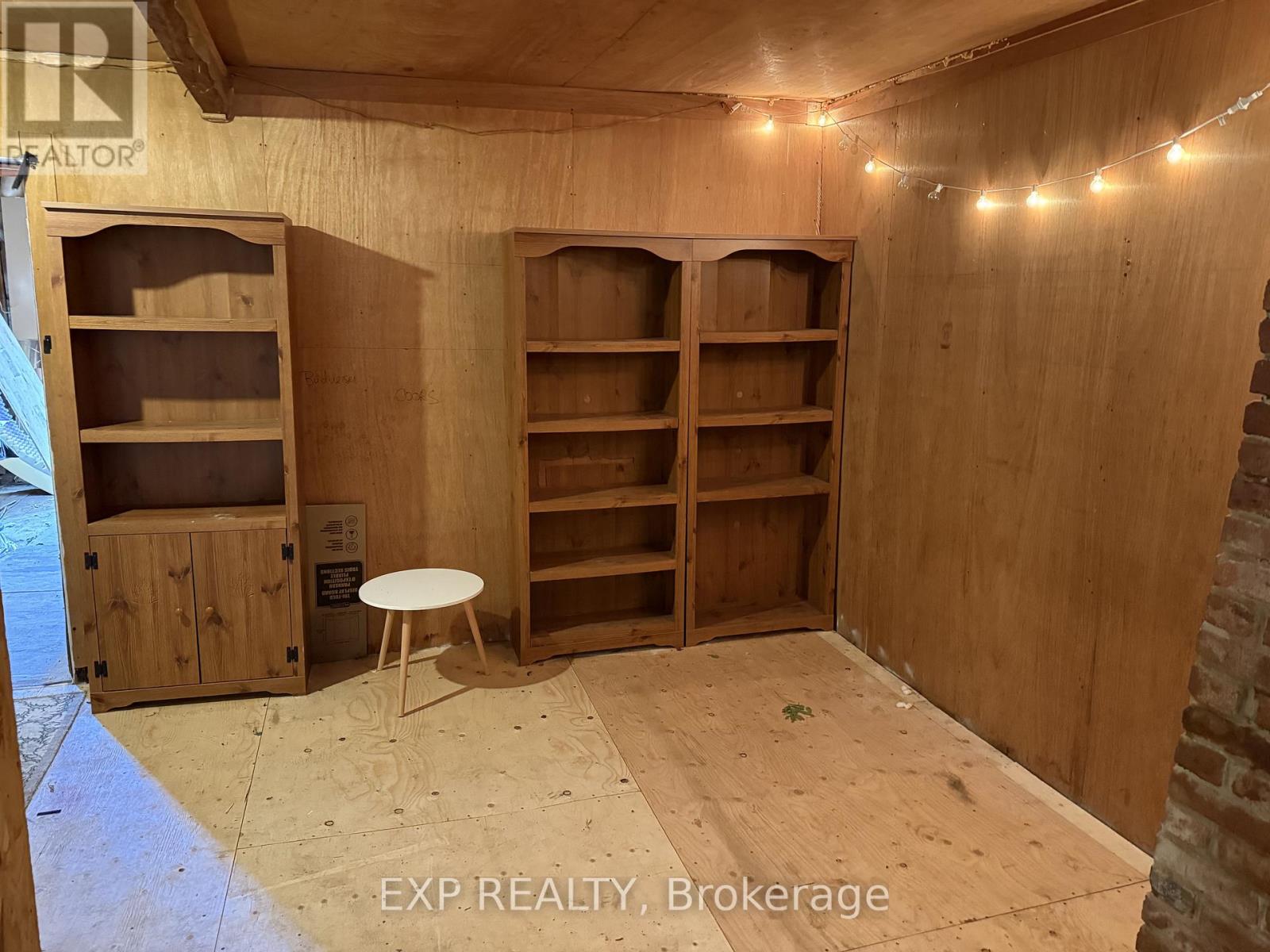 1085 Labrosse Street Property Photo 26
