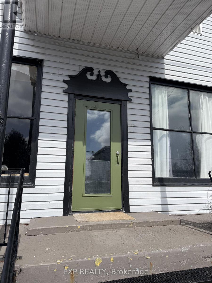 1085 Labrosse Street Property Photo 28