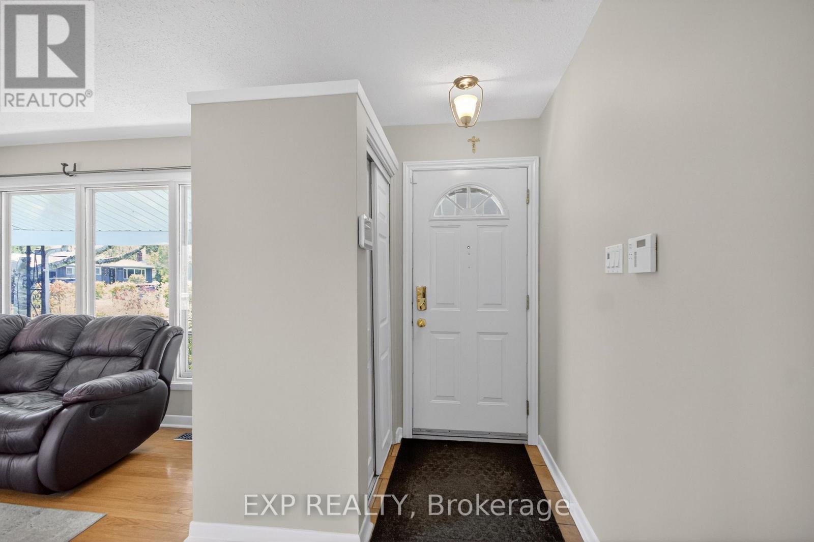 31 Barlyn Avenue Property Photo 3
