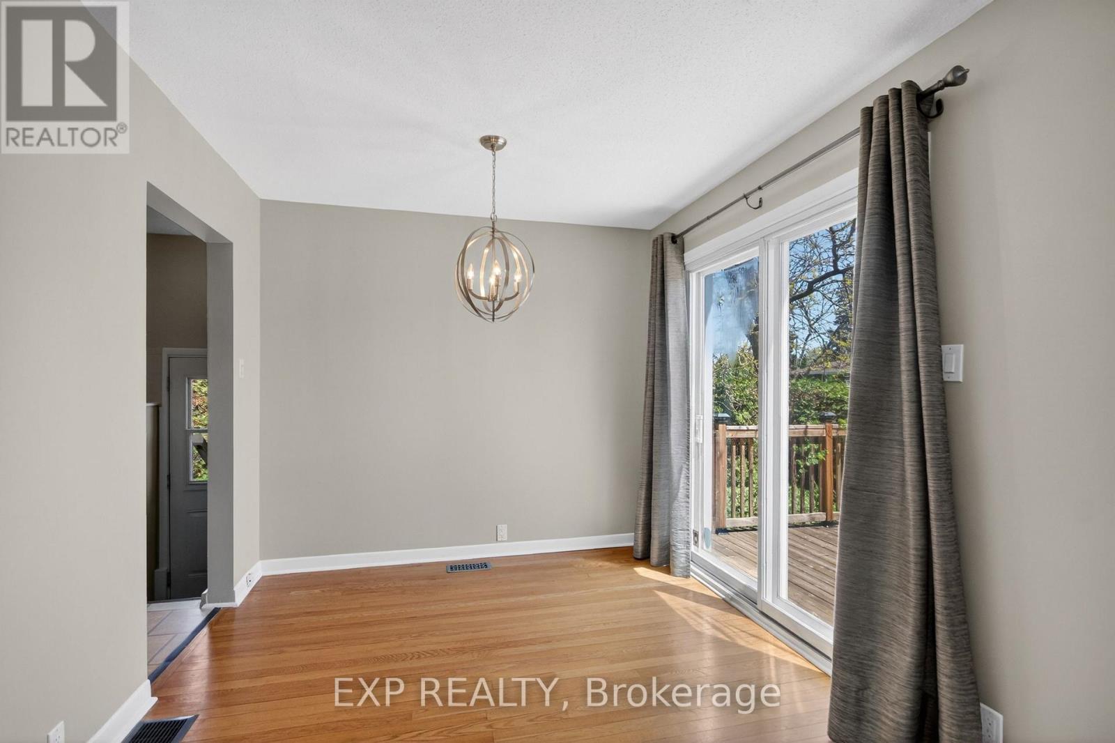 31 Barlyn Avenue Property Photo 5