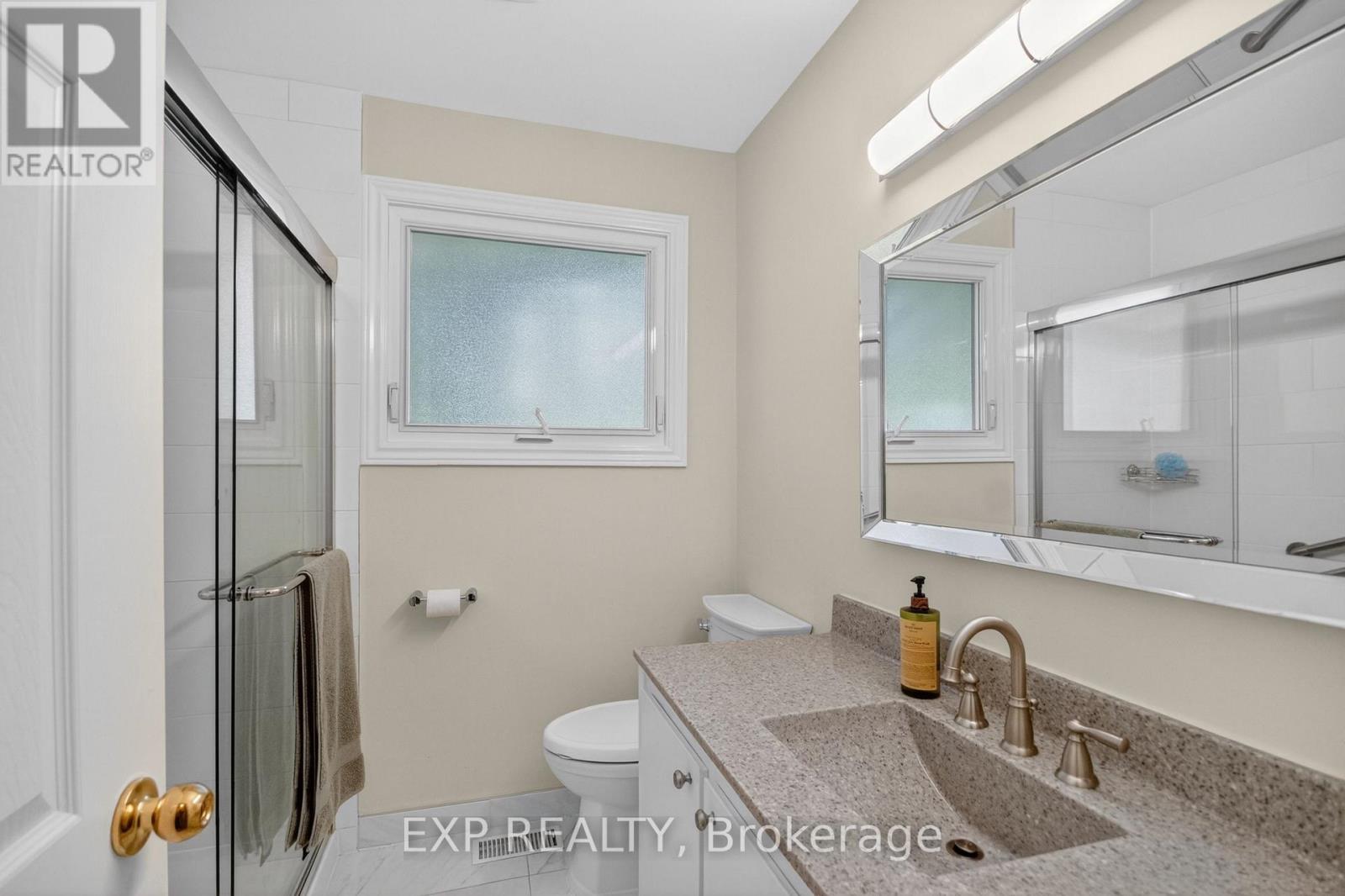 31 Barlyn Avenue Property Photo 11