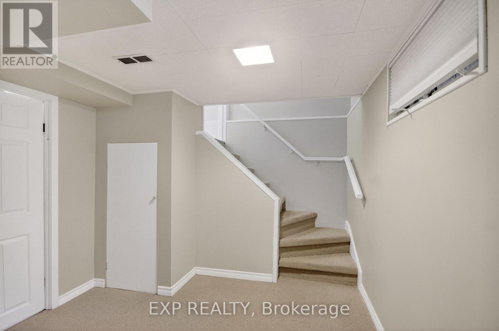 31 Barlyn Avenue Property Photo 12