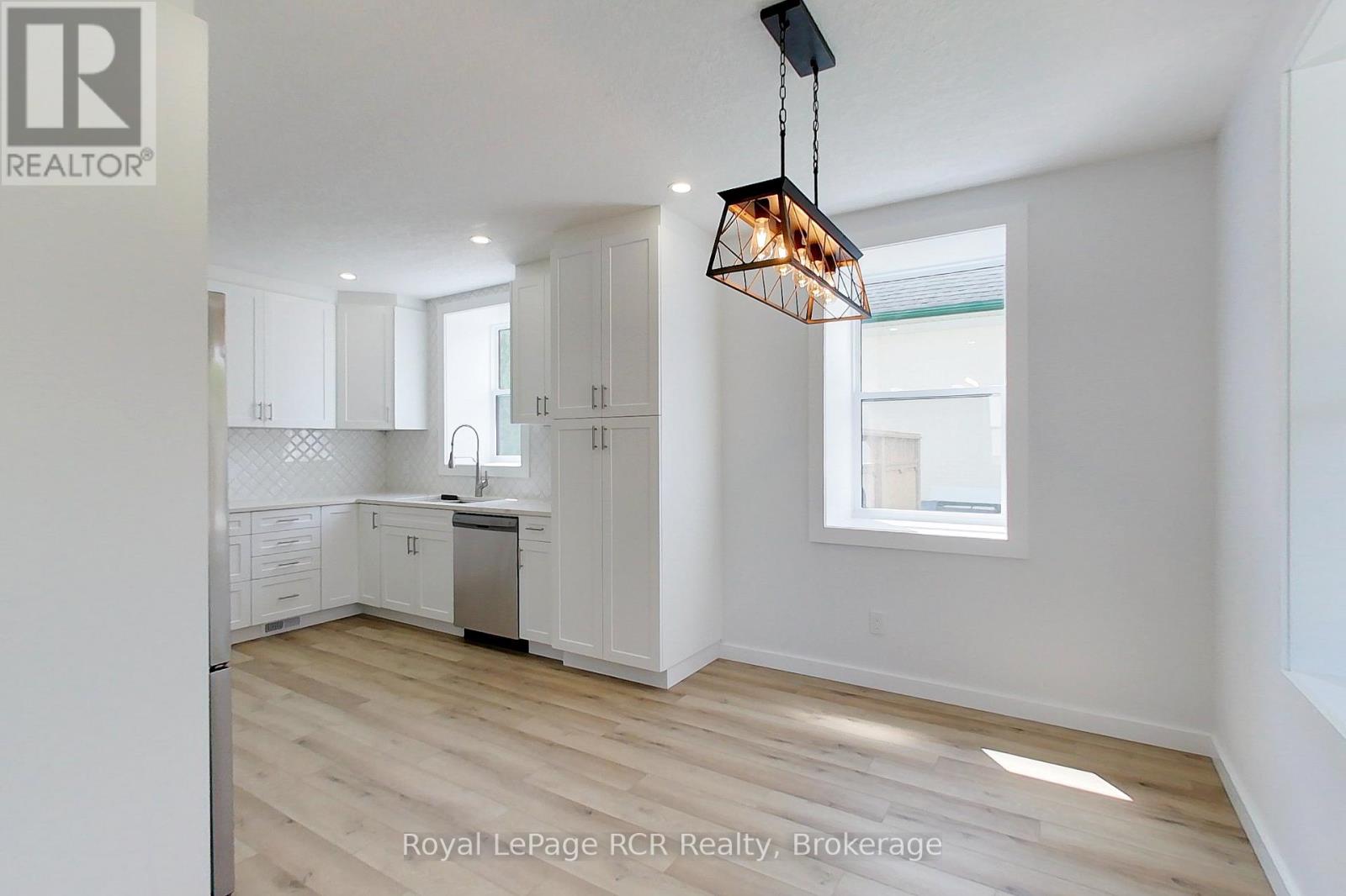 563 7th Avenue Property Photo 10