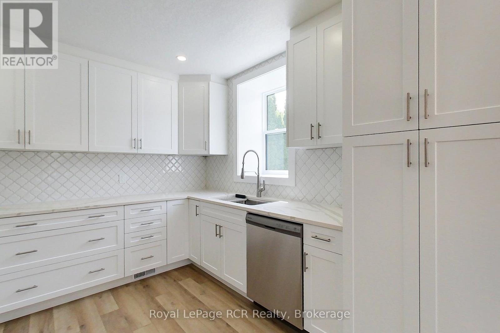 563 7th Avenue Property Photo 13