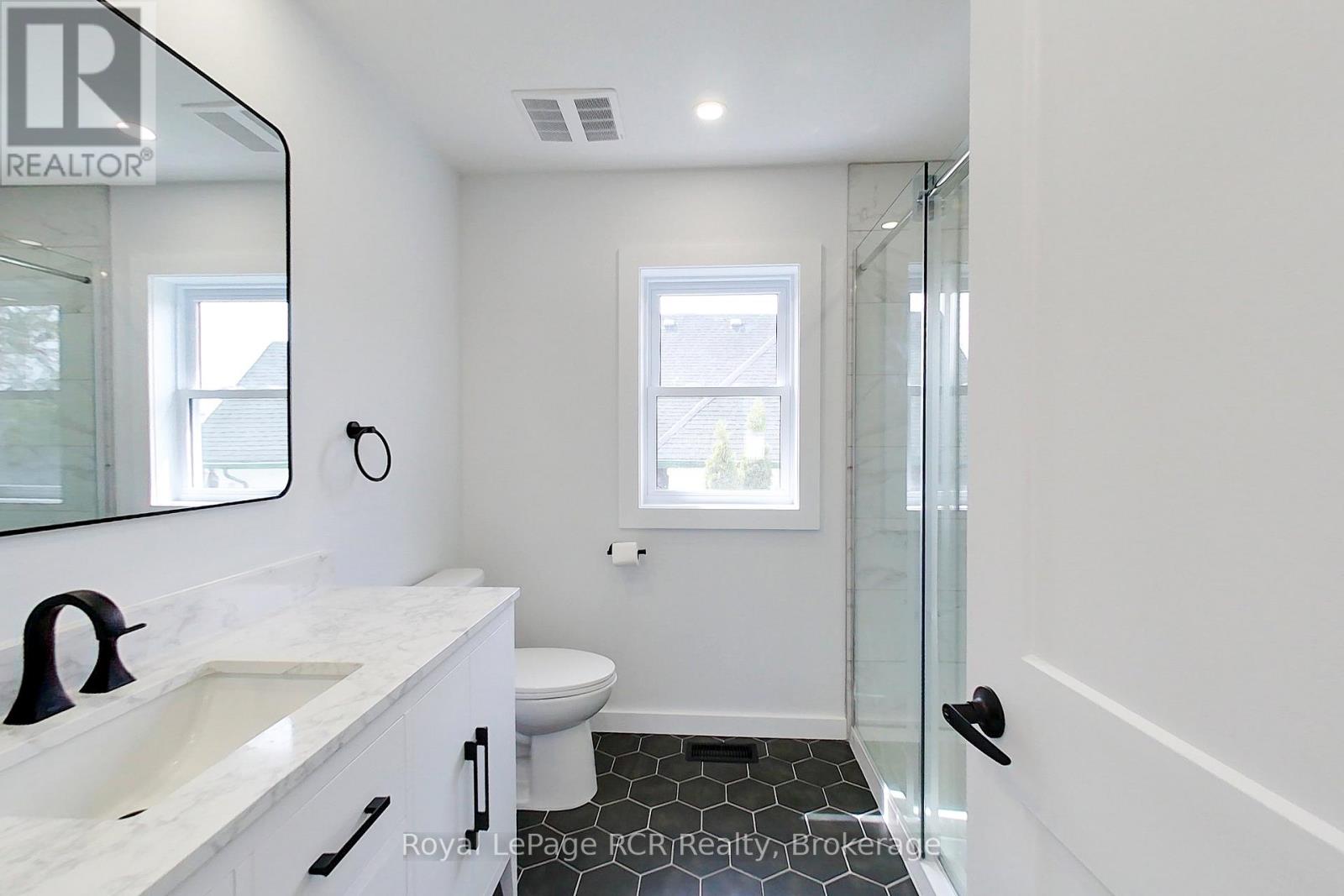 563 7th Avenue Property Photo 34