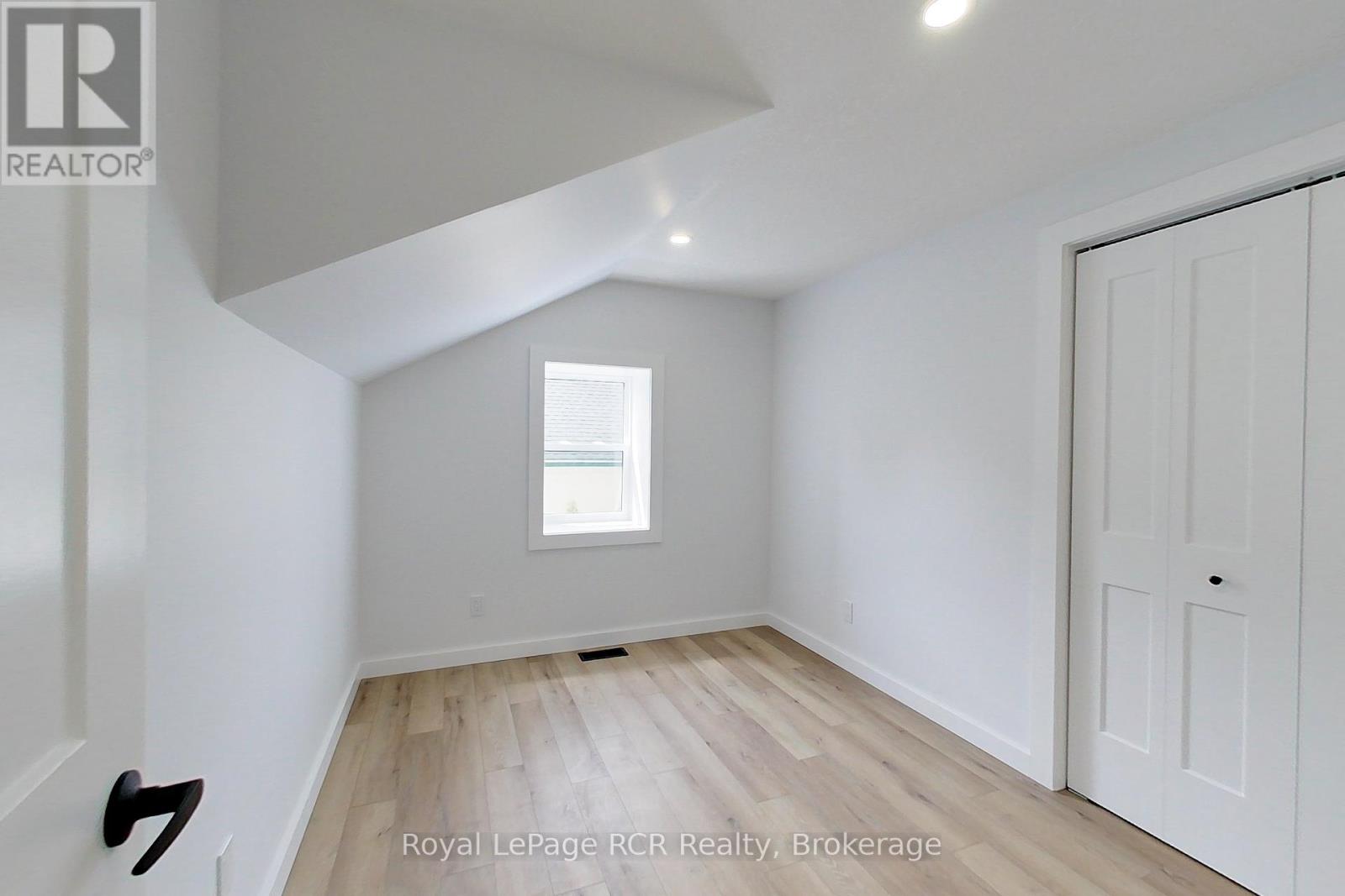 563 7th Avenue Property Photo 36
