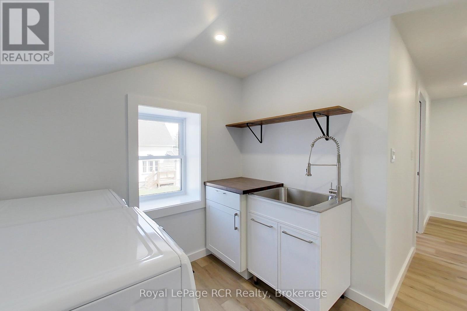 563 7th Avenue Property Photo 43