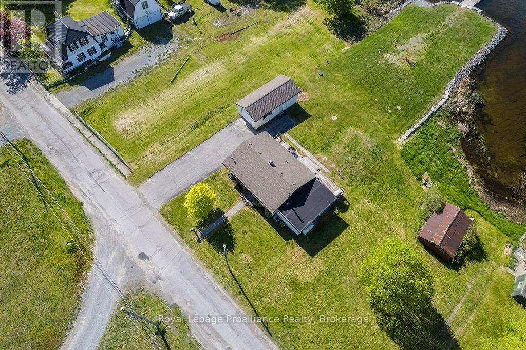 85 Manley Drive Property Photo 4