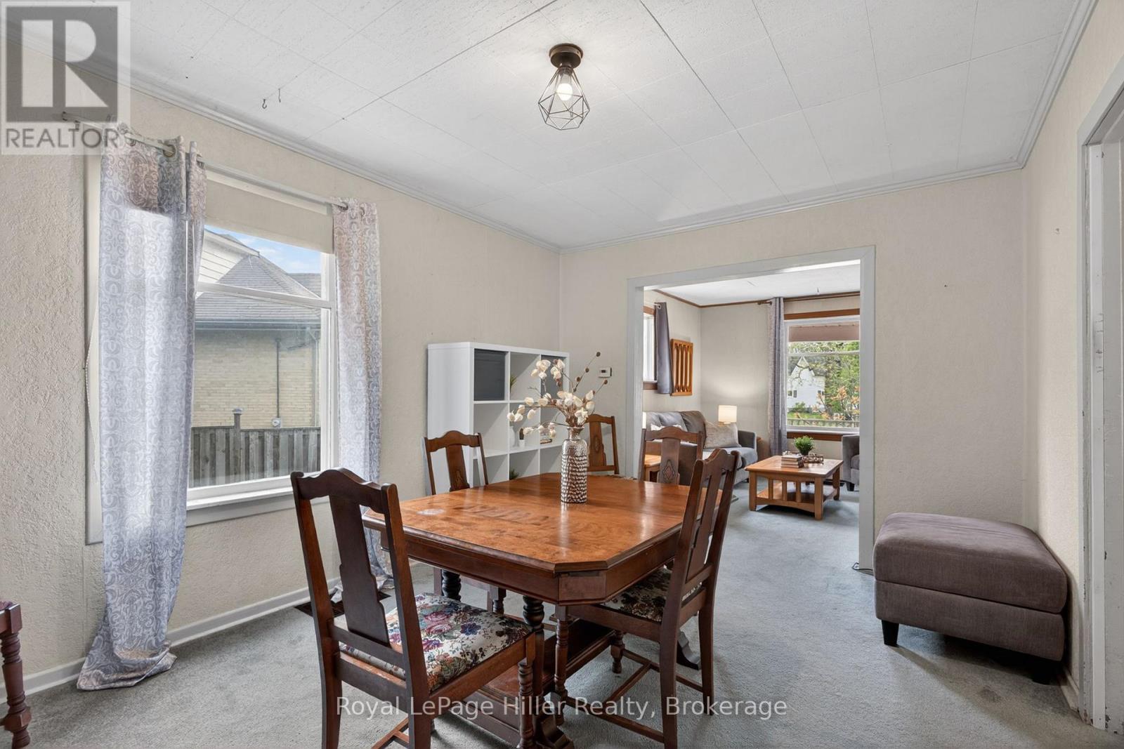 211 Nelson Street Property Photo 14