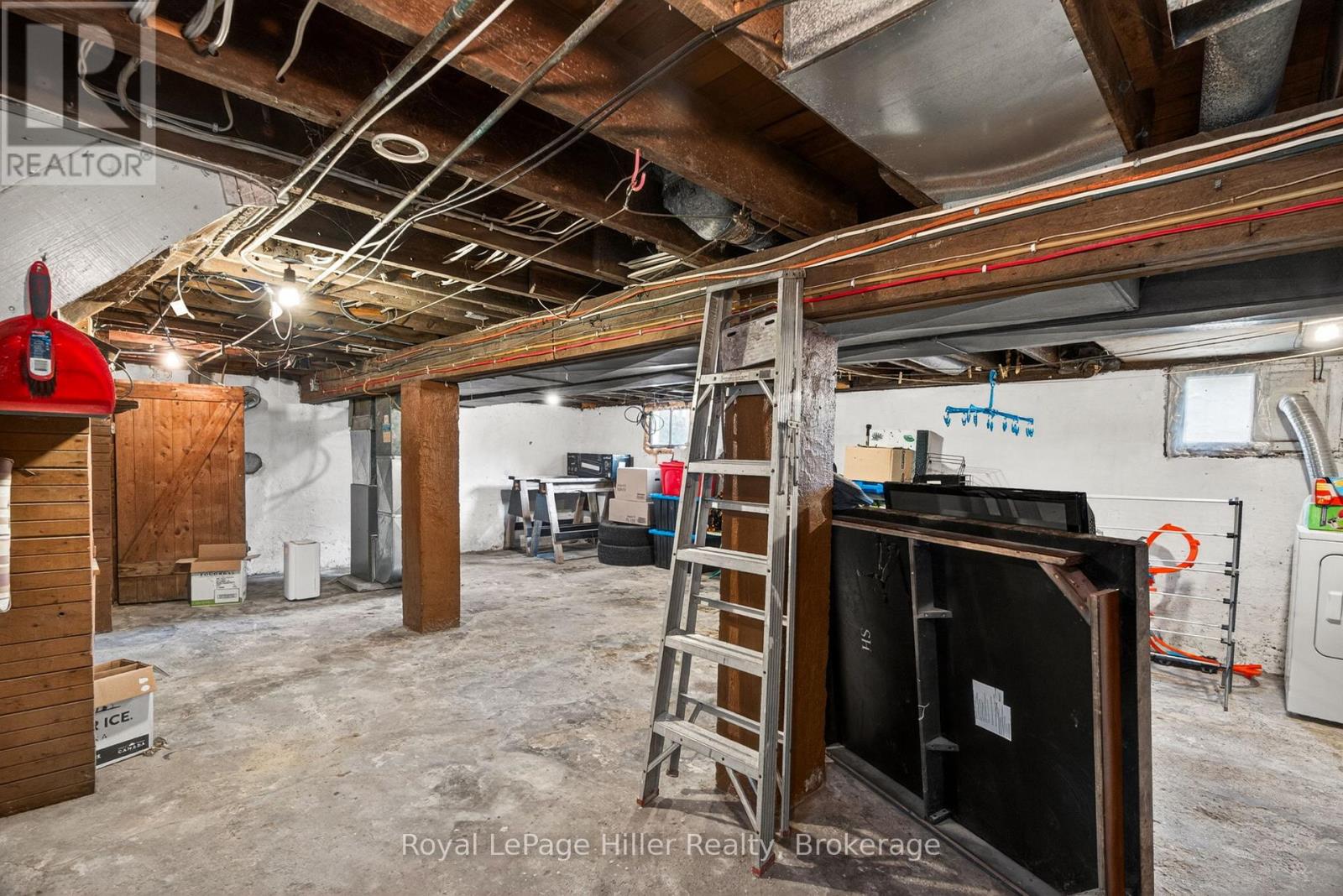 211 Nelson Street Property Photo 34