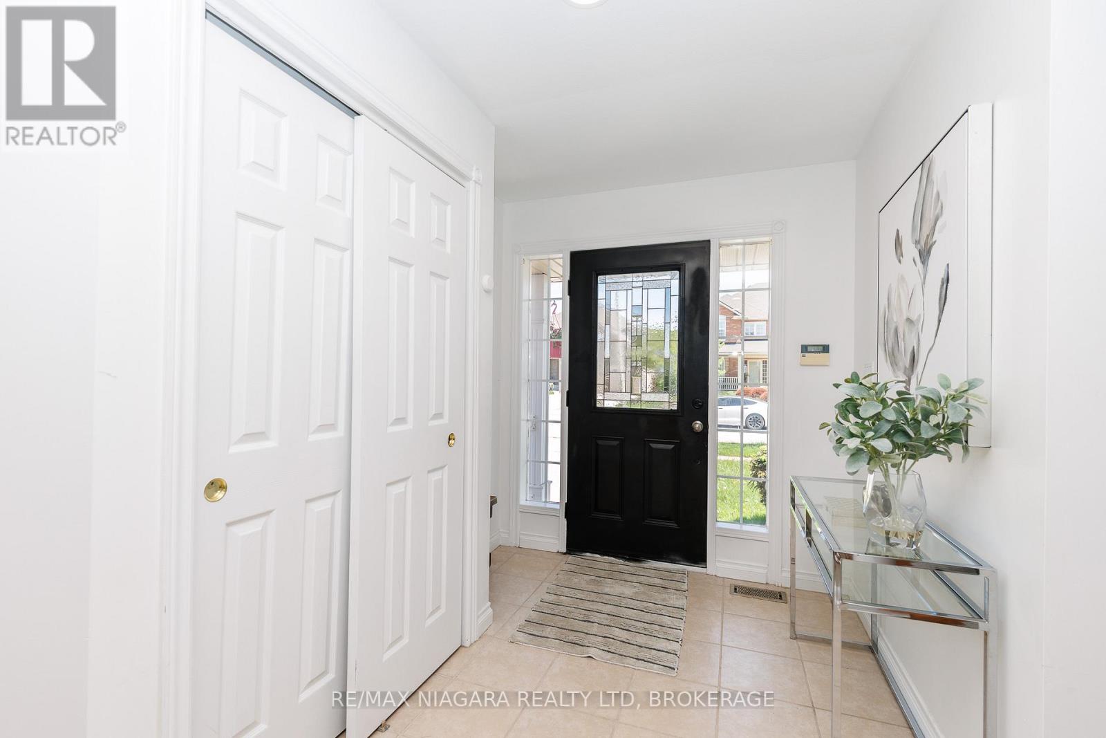 47 Honey Locust Circle Property Photo 24