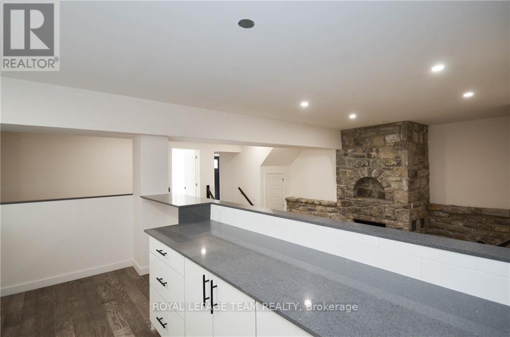 A - 177 Cathcart Street Property Photo 20