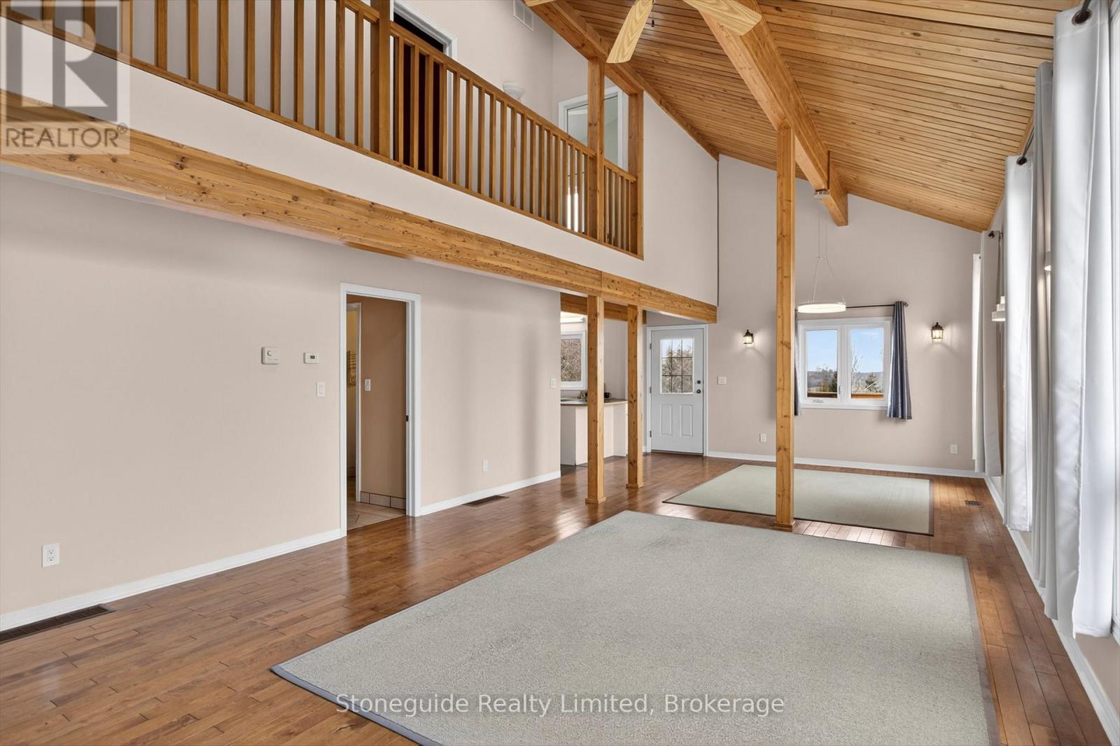 2509 12th Line Property Photo 12