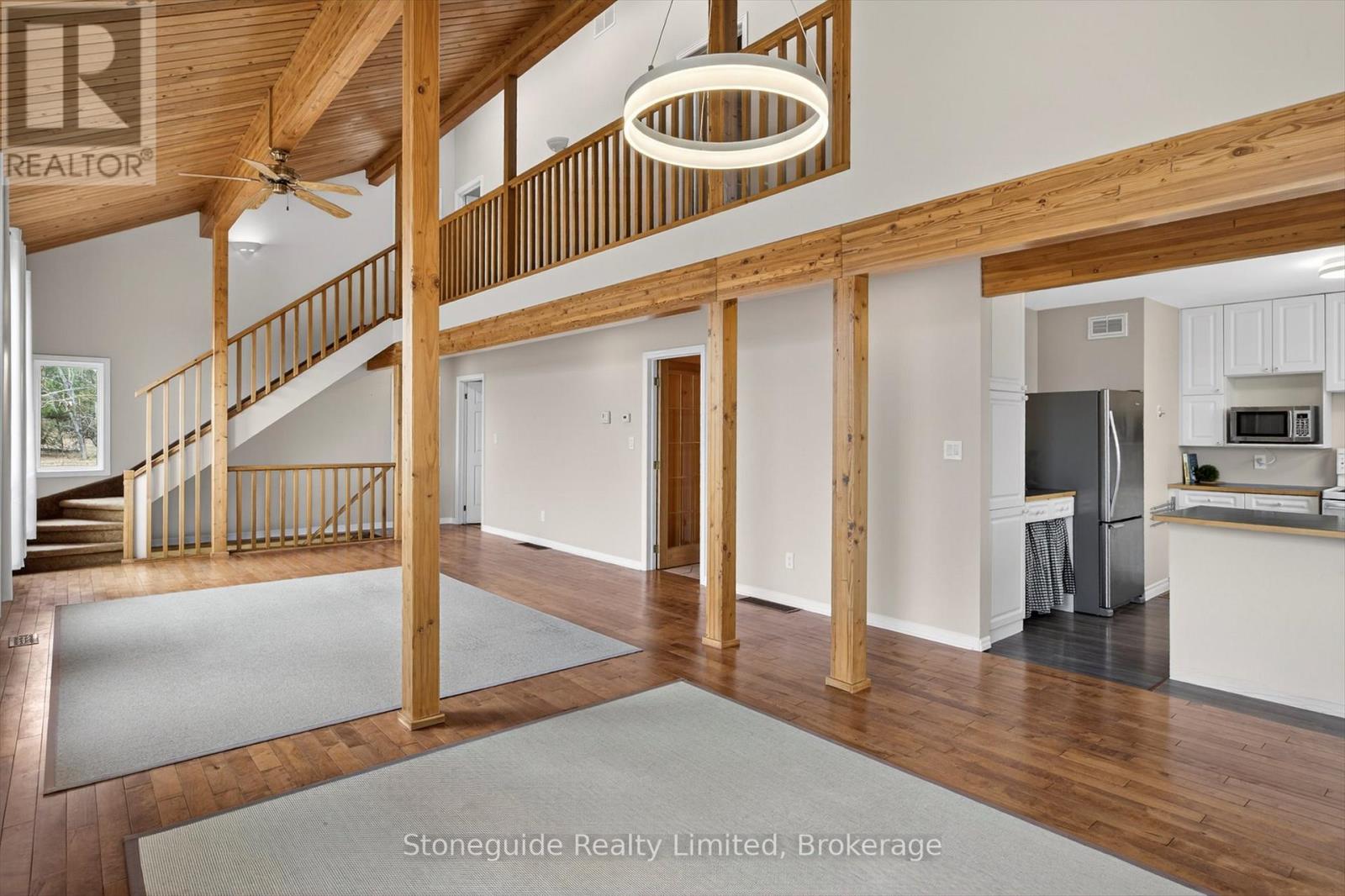 2509 12th Line Property Photo 17