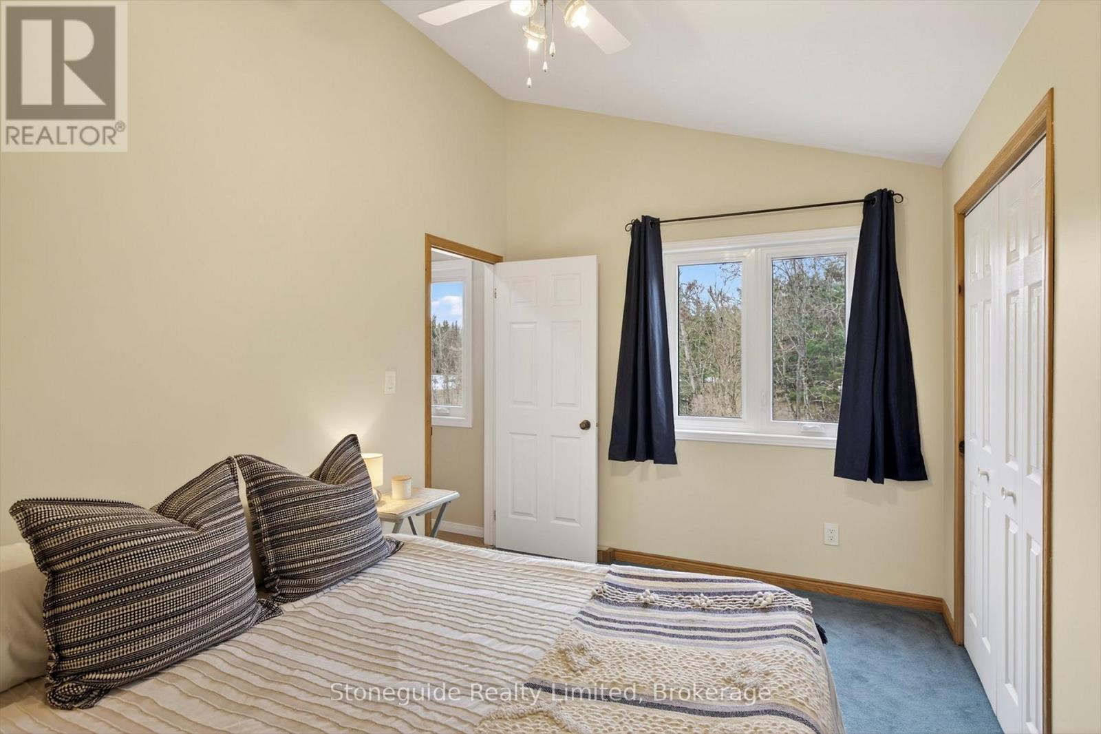 2509 12th Line Property Photo 26
