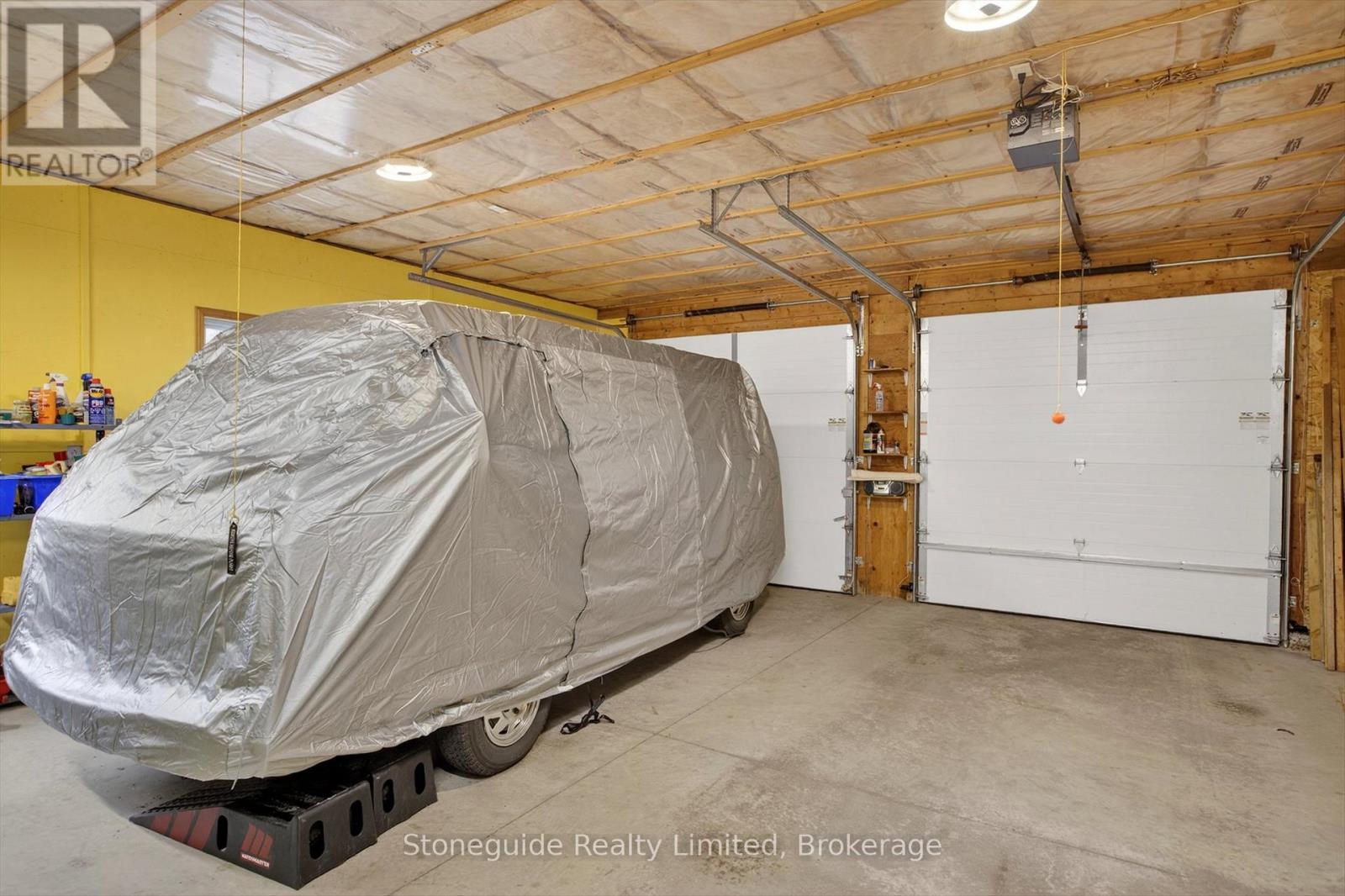 2509 12th Line Property Photo 38