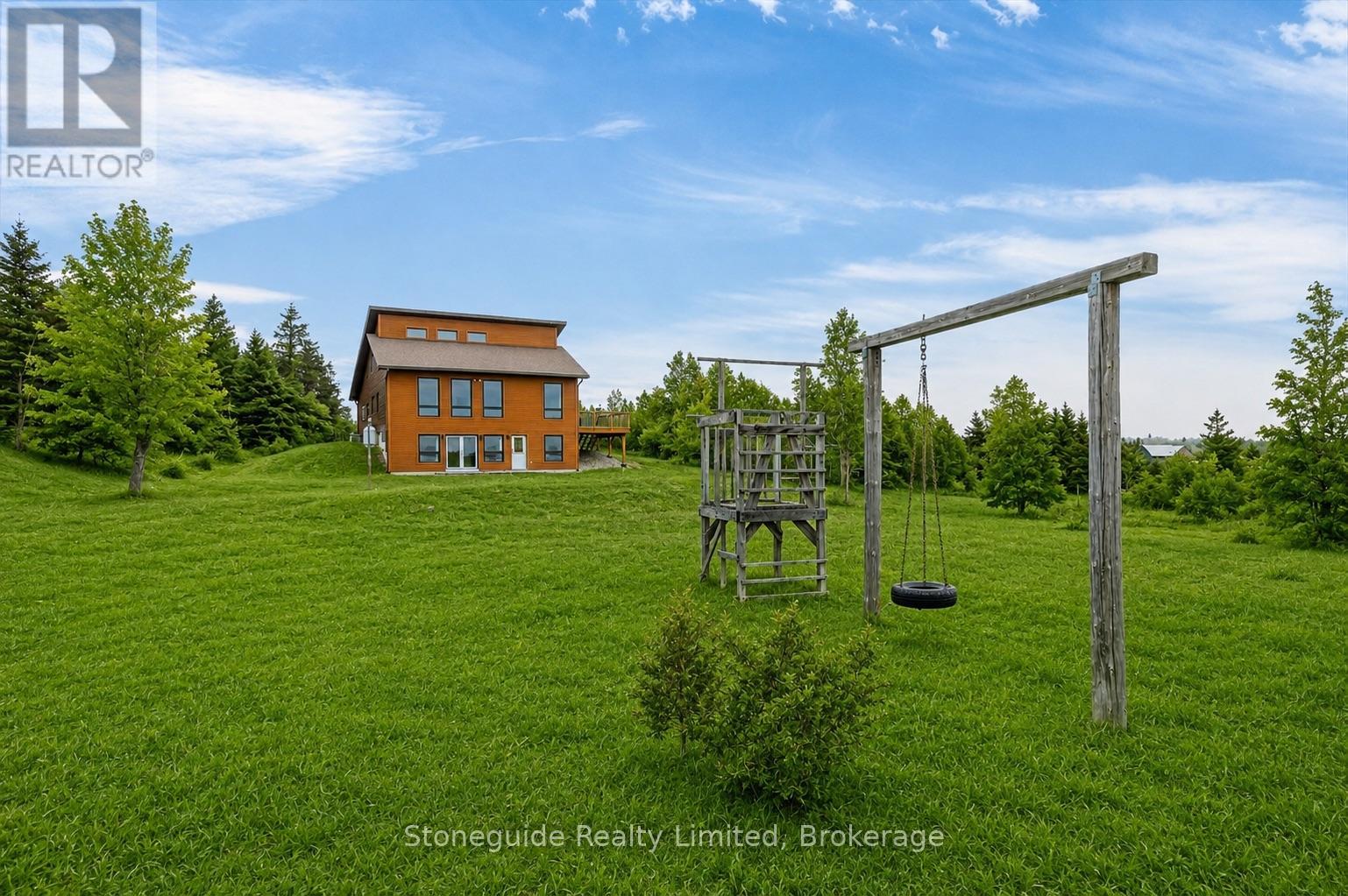 2509 12th Line Property Photo 44