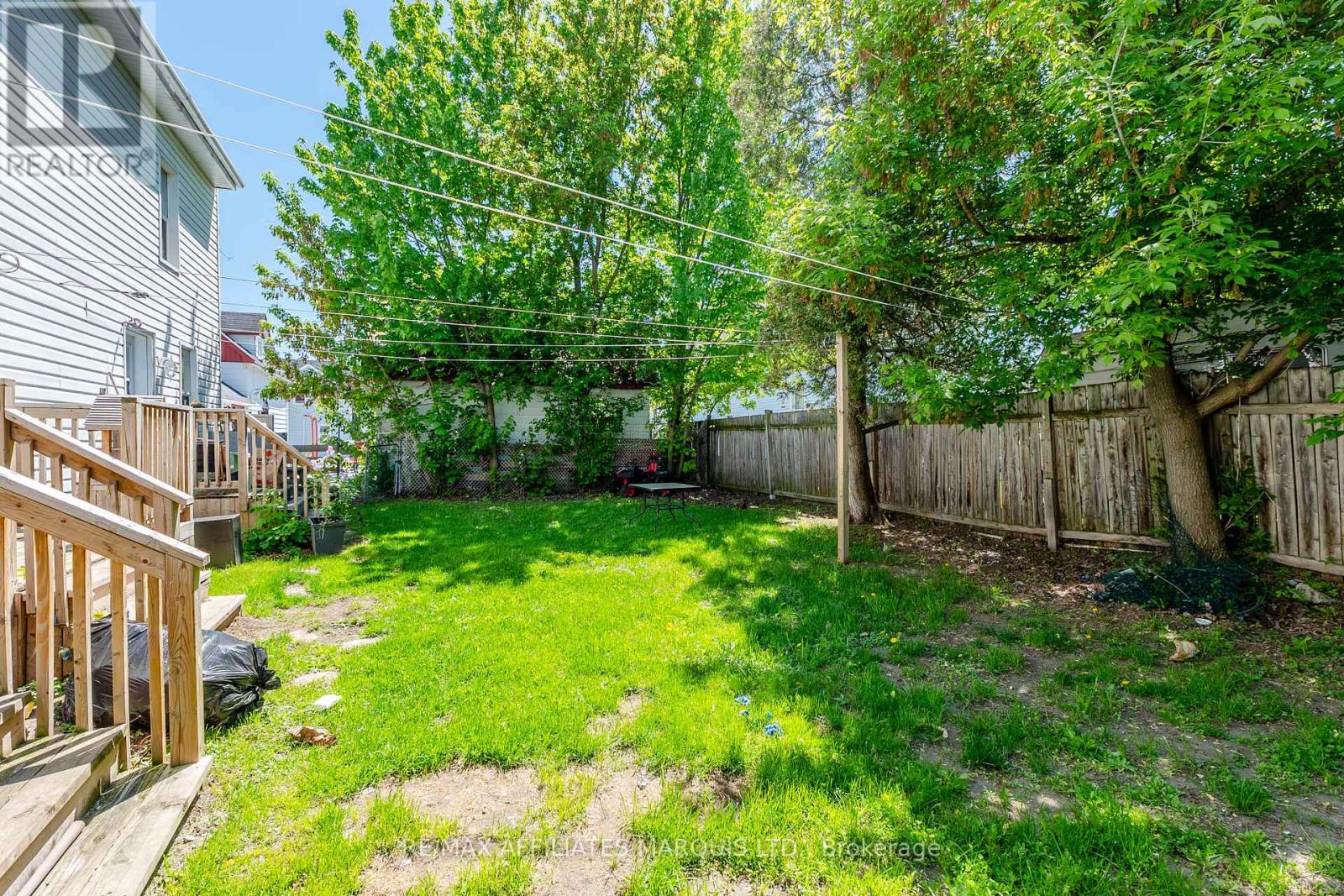 306 Marlborough Street N Property Photo 10