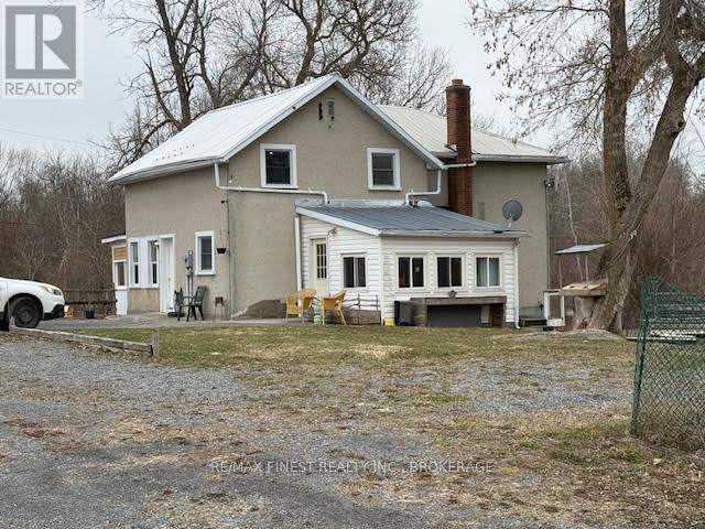 773 Ninth Concession Road Property Photo 1