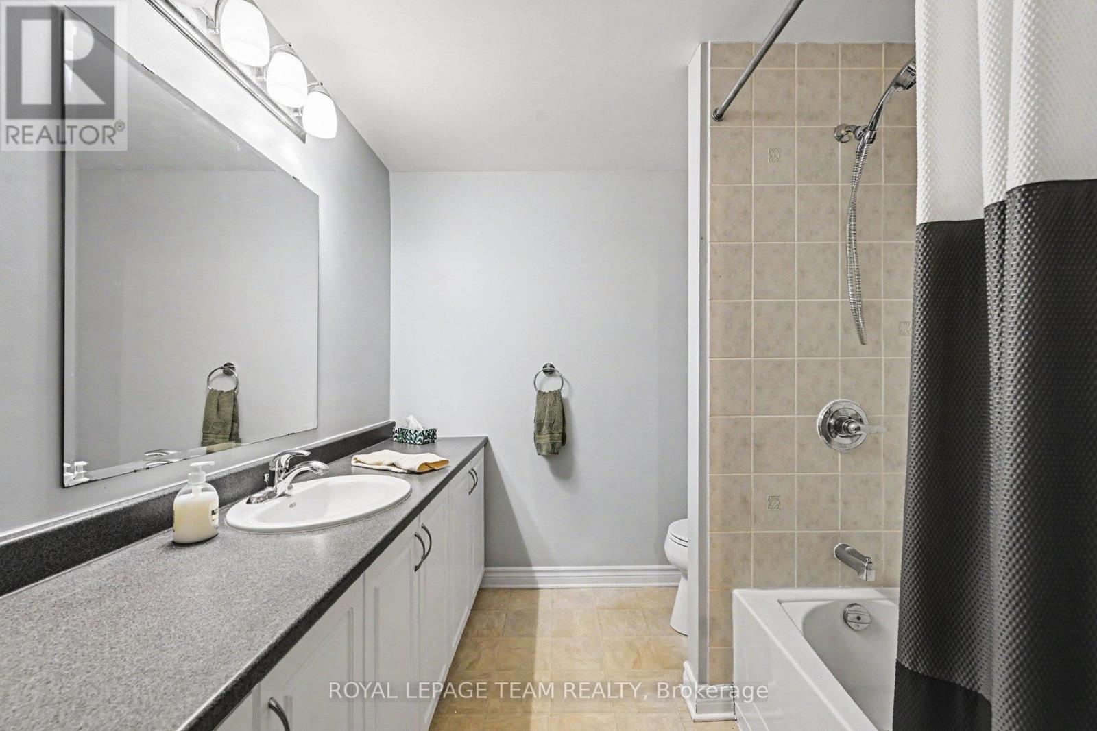 1 - 304 Paseo Private Property Photo 16