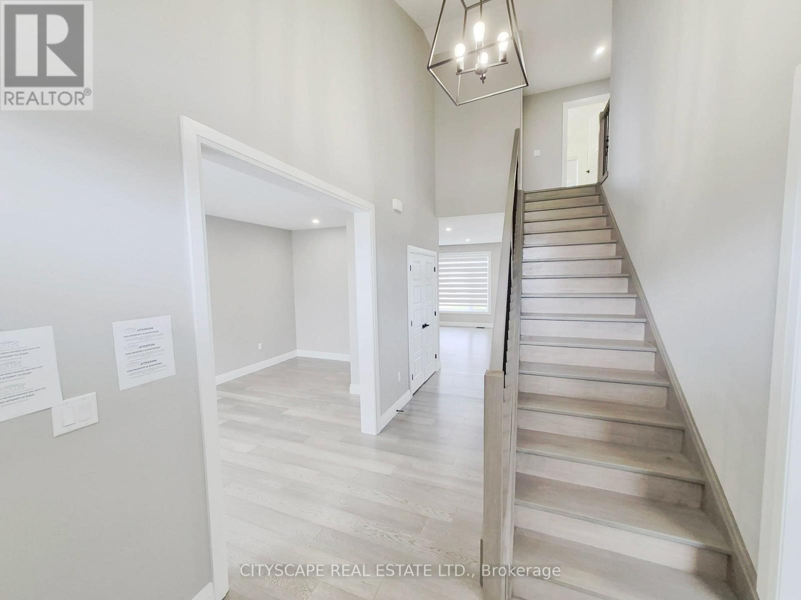 60 Hazelwood Pass Property Photo 12