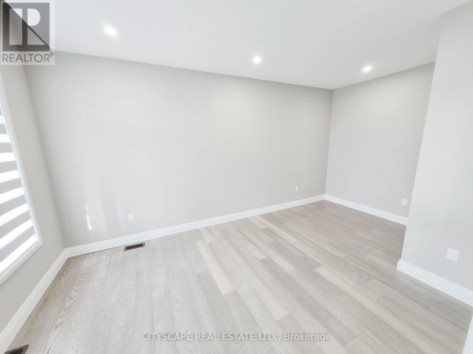 60 Hazelwood Pass Property Photo 13