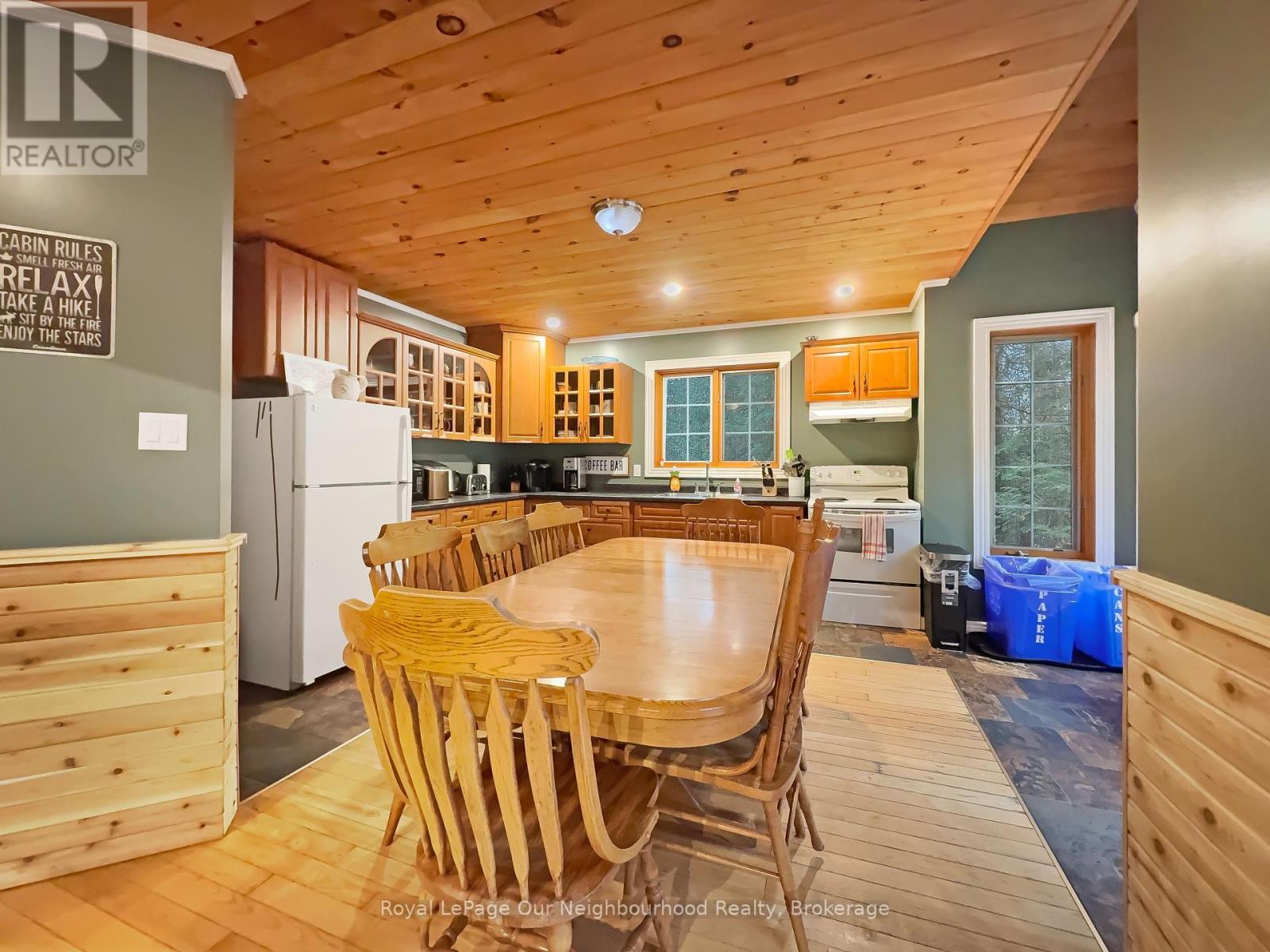 1040 Ski Ridge Trail Property Photo 9