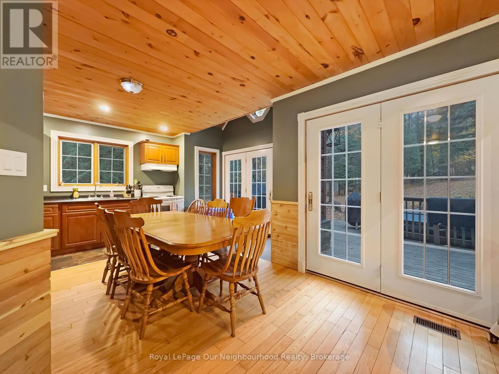 1040 Ski Ridge Trail Property Photo 10