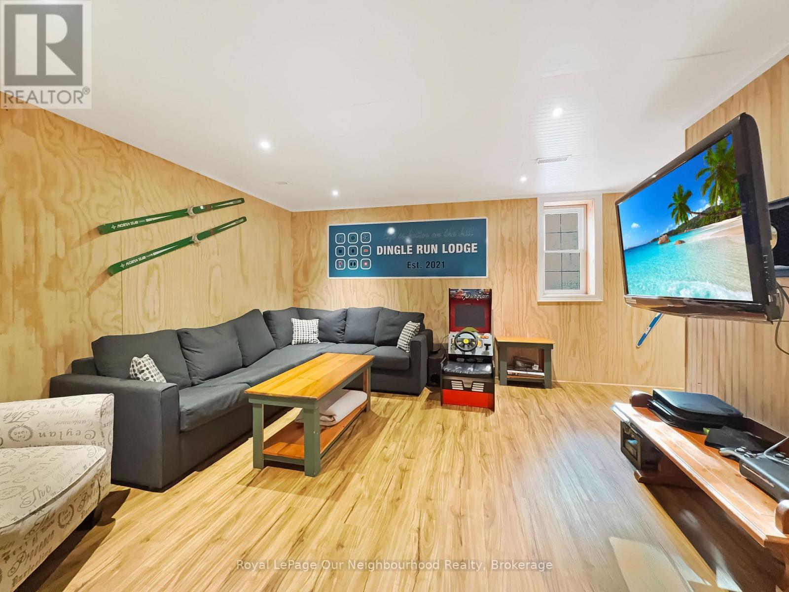 1040 Ski Ridge Trail Property Photo 19