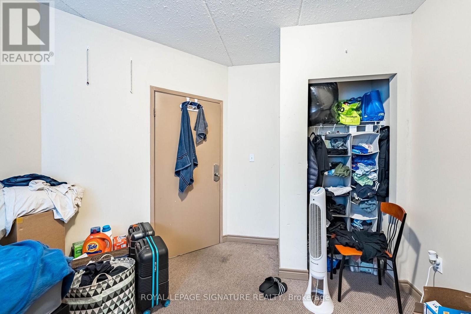 401 - 251 Lester Street Property Photo 29